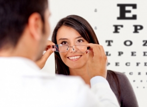 Điều kiện để phẩu thuật cận thị là gì? Những lưu ý không thể bỏ qua trước khi mổ cận